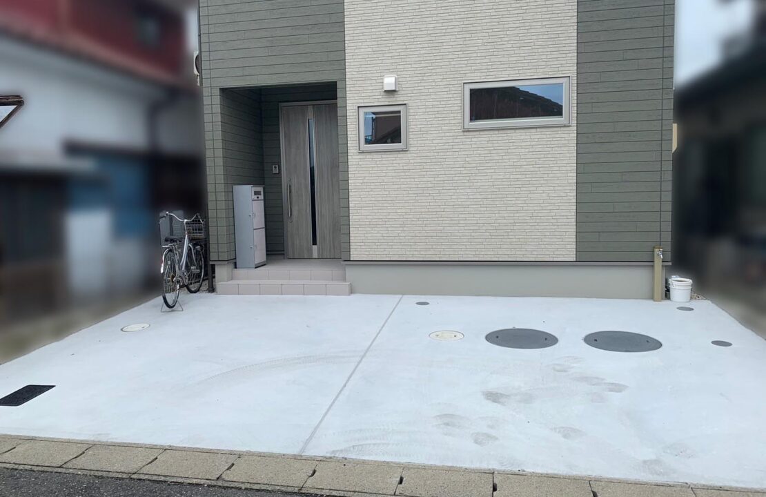 カーポート設置前の様子