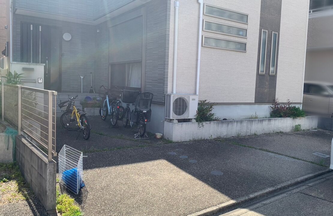 名古屋市の駐車場リフォーム施工前の様子