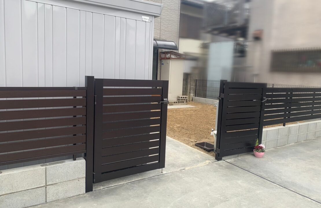 お庭リフォーム ドッグラン入口に門扉を設置