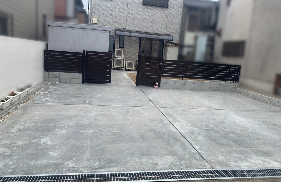 岩倉市の外構リフォーム後 目隠しフェンスを施工