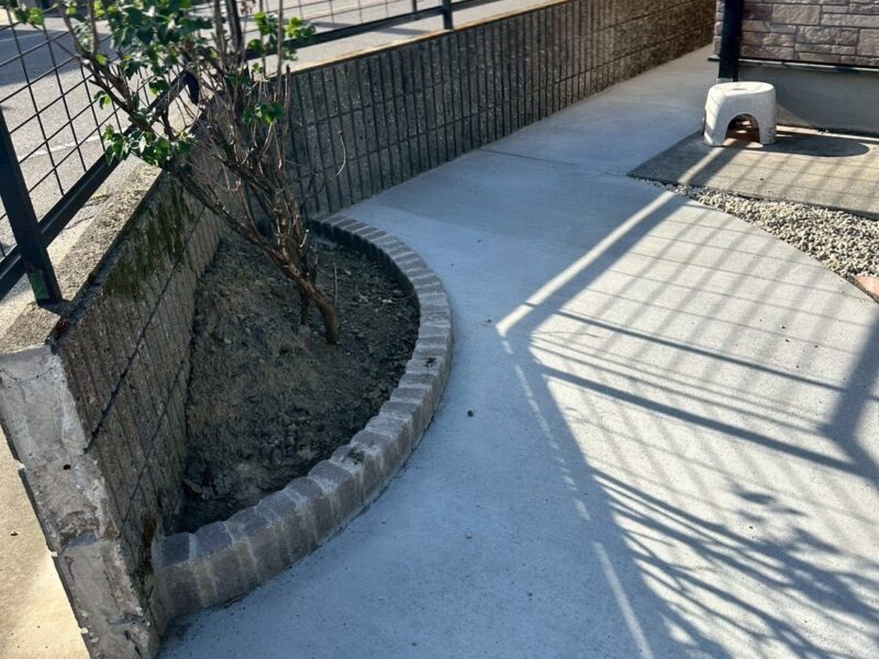 花壇リフォーム｜花壇をコンパクトにした外構リフォーム