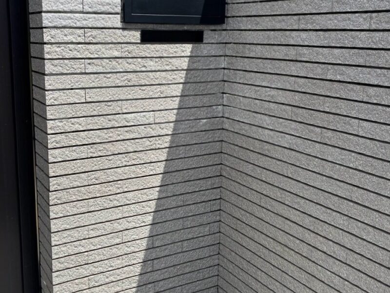 表札を追加施工した門柱全体