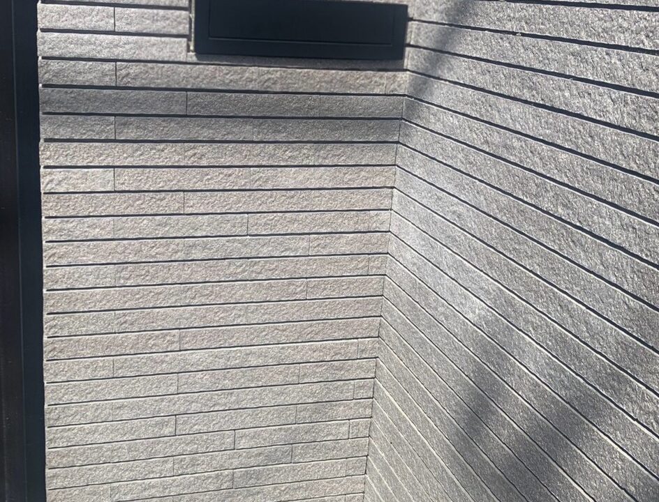 表札を追加する前の門柱全体